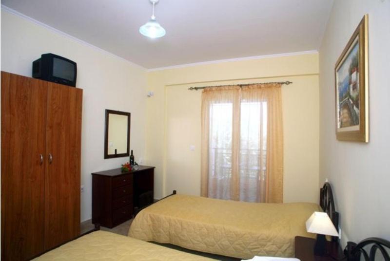 Eleana Studios Frínion Room photo